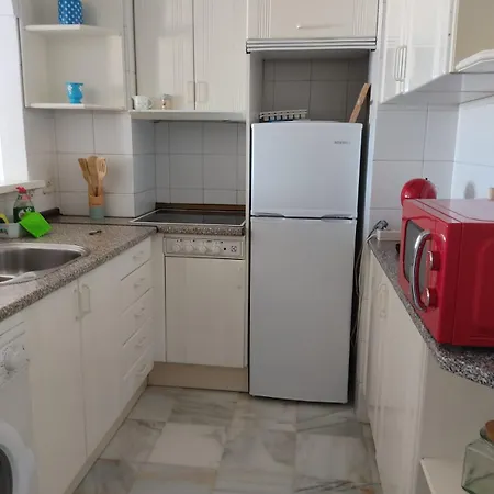 Sunbeach Apartment *